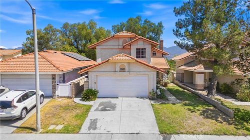 19322 Old Friend Rd, Canyon Country, CA, 91351-1274 | Card Image