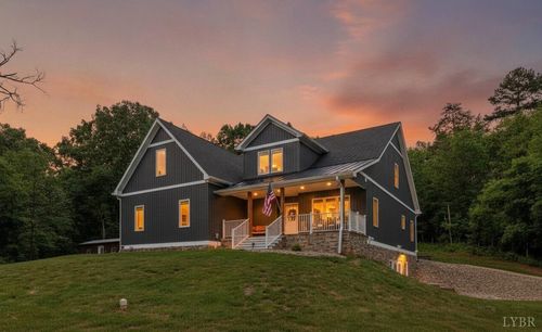 1614 Venturous Trl, Goode, VA, 24556-2321 | Card Image
