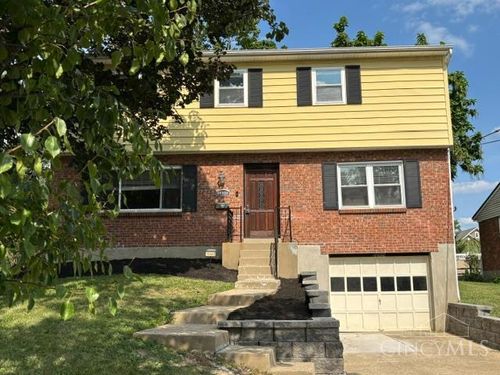 10660 Bridlepath Ln, Sharonville, OH, 45241-2912 | Card Image