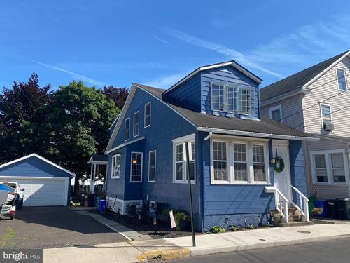 9 Snowden Ave, HADDONFIELD, NJ, 08033-1327 | Card Image