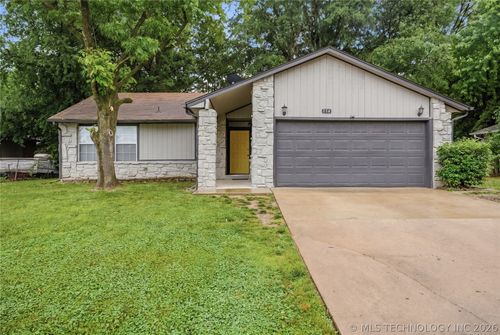514 148th St, Glenpool, OK, 74033-4361 | Card Image