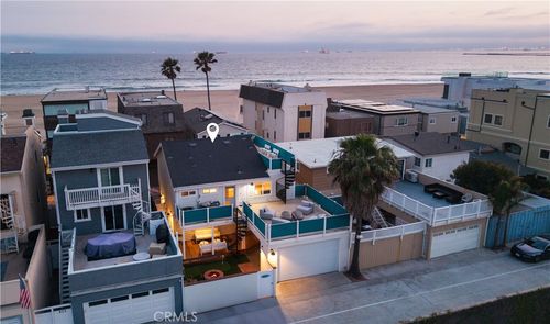 b-29 Surfside Ave, Surfside, CA, 90743 | Card Image