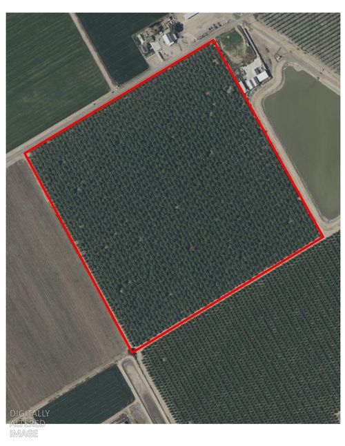 1660 Fruit Ave, Patterson, CA, 95363-9514 | Card Image