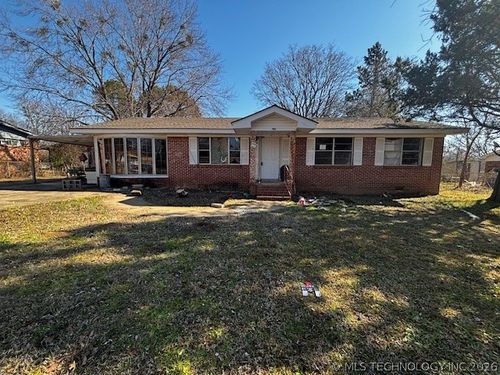 701 Oak St, Muldrow, OK, 74948-3207 | Card Image