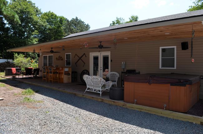 Back Patio | Image 27