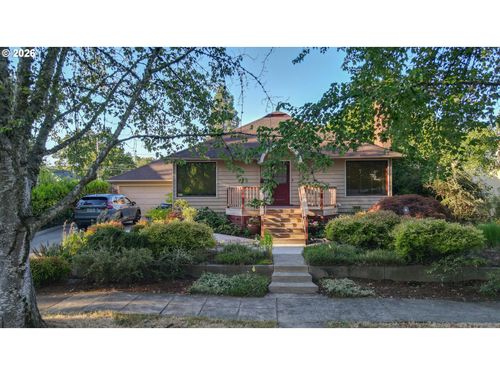 1052 W 10th Ave, Eugene, OR, 97402 | Card Image
