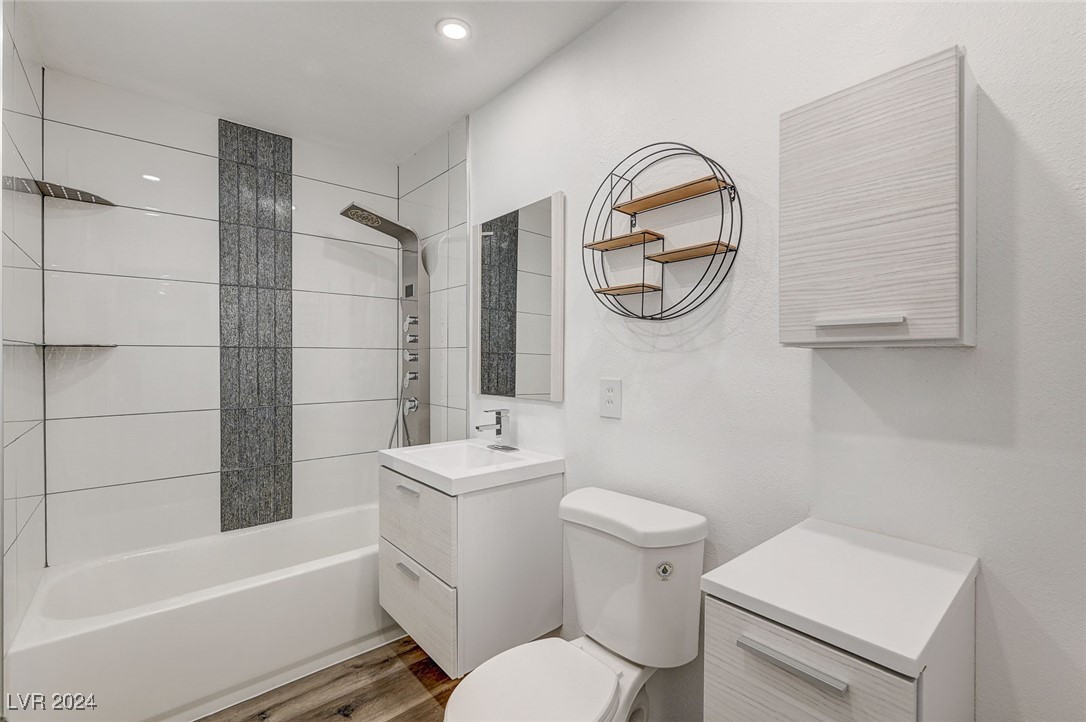 Glendale Ave, North Las Vegas, NV 89030