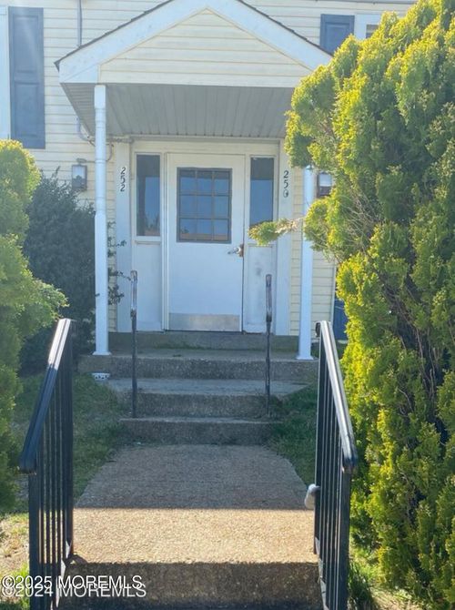 407-252 Sawmill Rd, Brick, NJ, 08724-1686 | Card Image