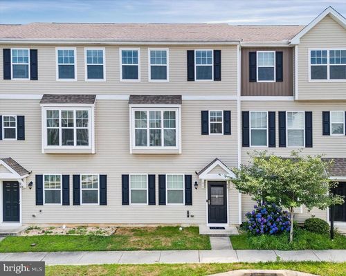 42 Freeborn Ln, Camden, DE, 19934-4765 | Card Image