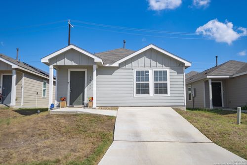 10227 Mesa Medina, San Antonio, TX, 78252-4518 | Card Image