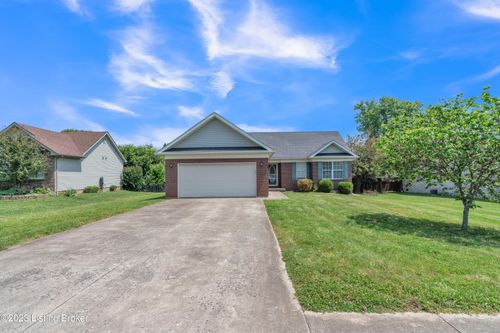 660 Helm Ln, Mt Washington, KY, 40047 | Card Image