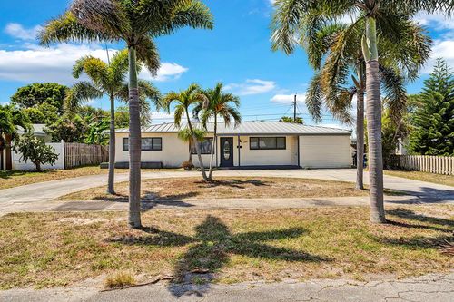 344 E Jasmine Dr, Lake Park, FL, 33403-2717 | Card Image