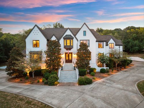 150 Bella Vista Dr, Goodlettsville, TN, 37072-3351 | Card Image