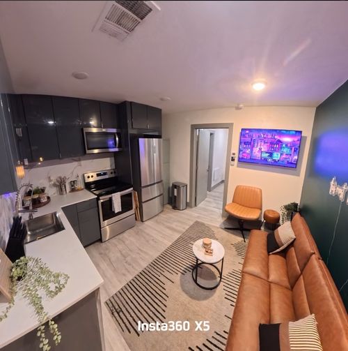 208-1415 Bennett Ave, Dallas, TX, 75206-8643 | Card Image