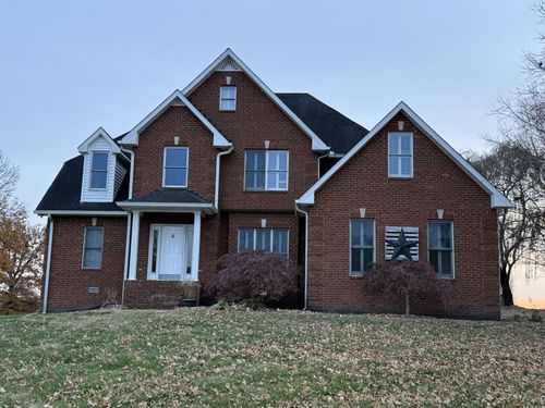 385 Thoroughbred Ln, Hartsville, TN, 37074-3558 | Card Image