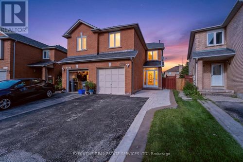 5489 Cosmic Crescent, Mississauga (Hurontario), ON, L4Z3R8 | Card Image