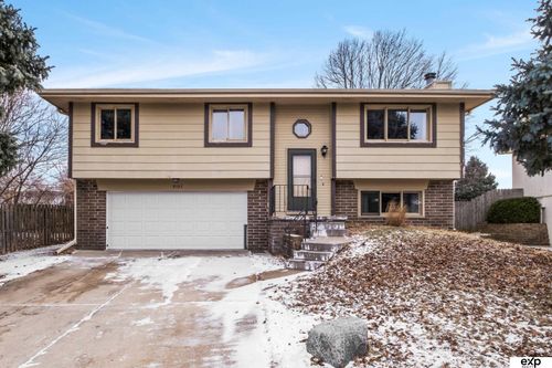 8107 Vernon Avenue, Omaha, NE, 68134 | Card Image