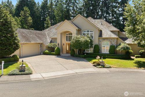 13851 Ne 1st Place, Bellevue, WA, 98005 | Card Image