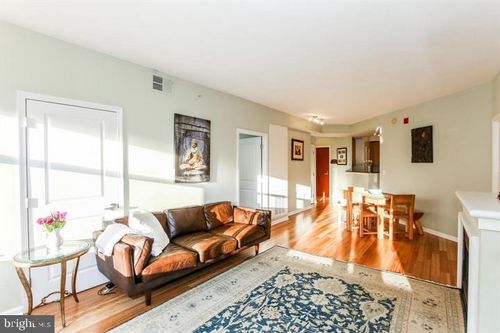 402-715 6th St Nw, WASHINGTON, DC, 20001-5908 | Card Image