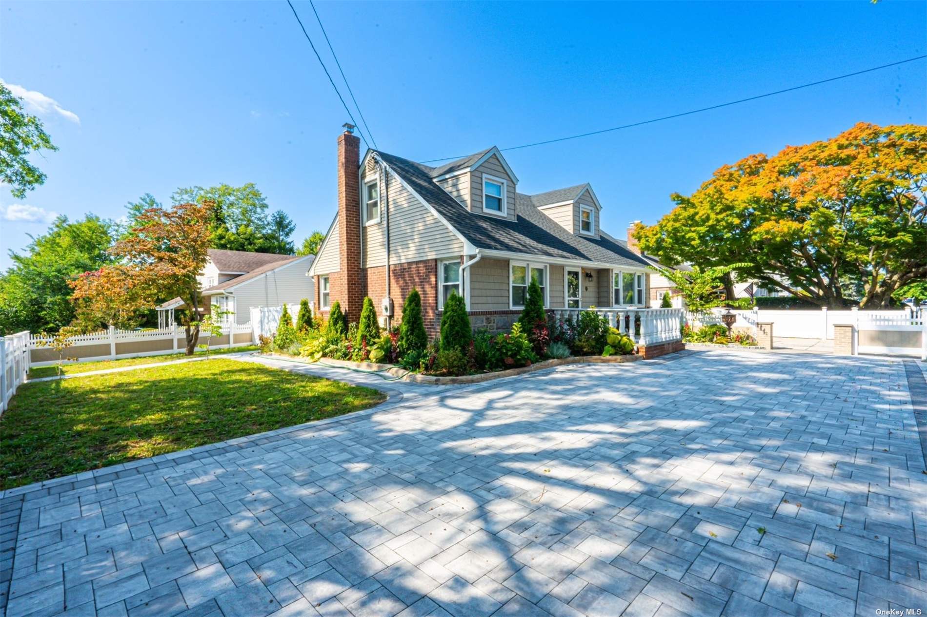 Cherry Valley Ave, West Hempstead, NY 11552