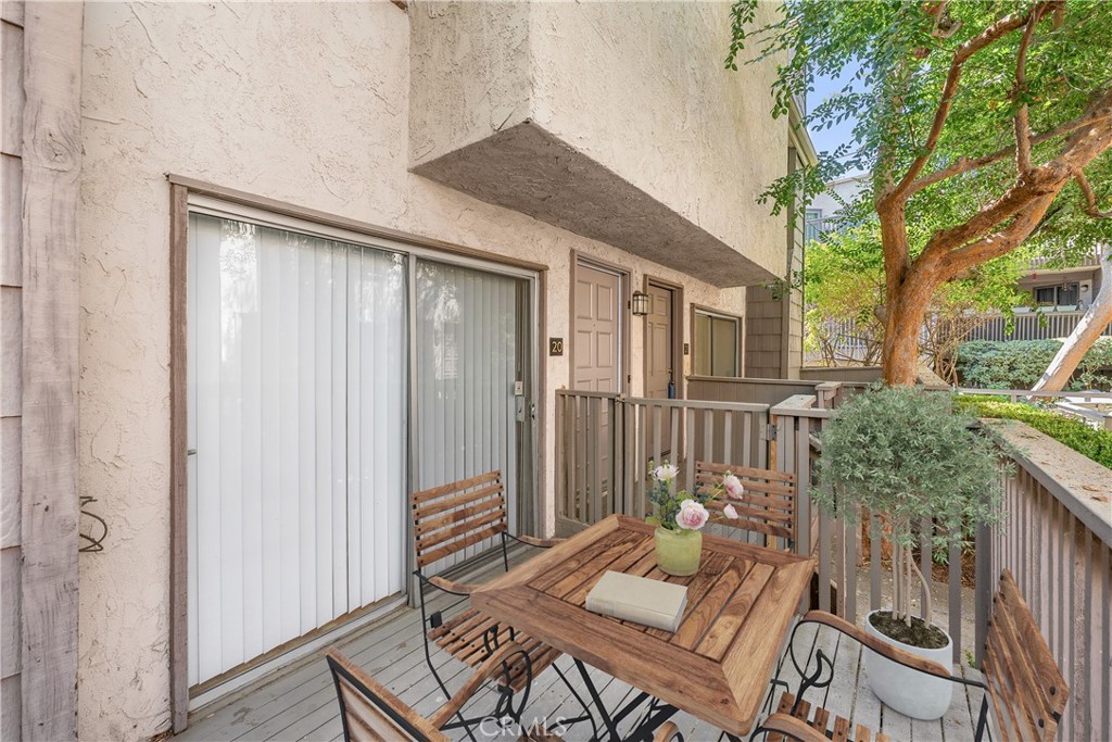 Residential in Tarzana 4