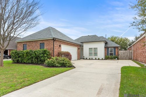 10644 Springtree Ave, Baton Rouge, LA, 70810-7779 | Card Image