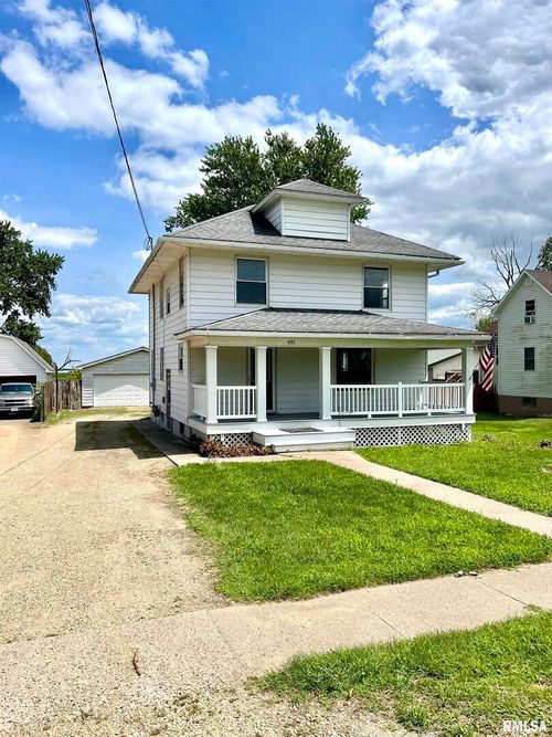 401 3rd St, Low Moor, IA, 52757-0119 | Card Image