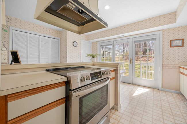 UNIT-8G - 20 Wolf Hill Rd, Condo with 2 bedrooms, 3 bathrooms and 2 parking in Wolcott CT | Image 5