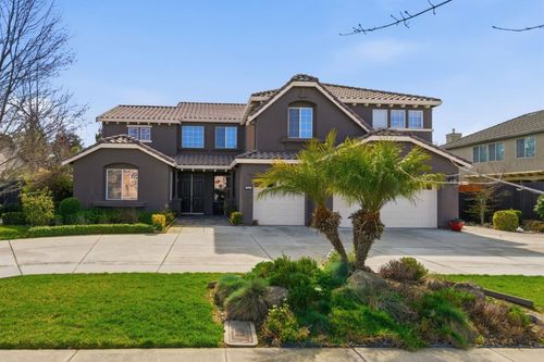 848 W Santos Avenue, Ripon, CA, 95366 | Card Image