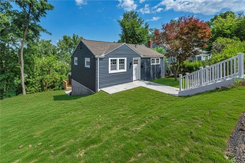 1305 Terrace St, Bridgeville, PA, 15017 | Card Image
