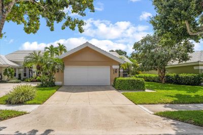 2320 Saratoga Bay Drive, House other with 3 bedrooms, 2 bathrooms and null parking in West Palm Beach FL | Image 3