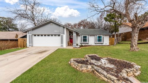 7863 Hawk Trail St, San Antonio, TX, 78250-4713 | Card Image