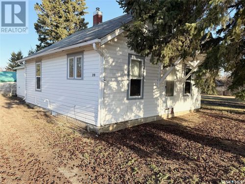 219 2nd Ave, Spalding, SK, S0K | Card Image