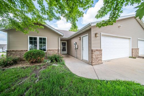 6153 S Pointe Dr Sw, Rochester, MN, 55902-2543 | Card Image