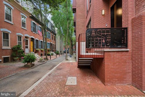 108 N Van Pelt St, PHILADELPHIA, PA, 19103-1017 | Card Image