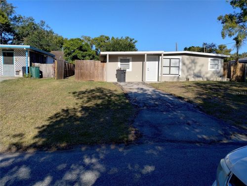 7039 Lenox Dr, NEW PORT RICHEY, FL, 34653-1950 | Card Image