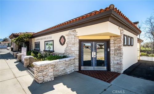 601 W County Line Rd, Calimesa, CA, 92320-1101 | Card Image