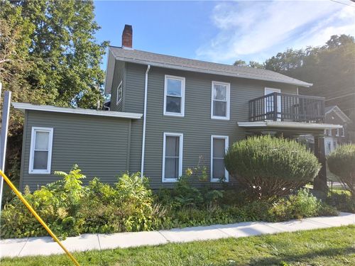 415 W South St, Montour Falls, NY, 14865-9522 | Card Image
