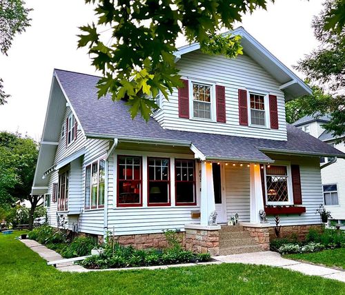 605 Park St, Jackson, MN, 56143-1425 | Card Image