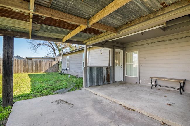 1237 San Felipe St, House other with 3 bedrooms, 1 bathrooms and null parking in Angleton TX | Image 14