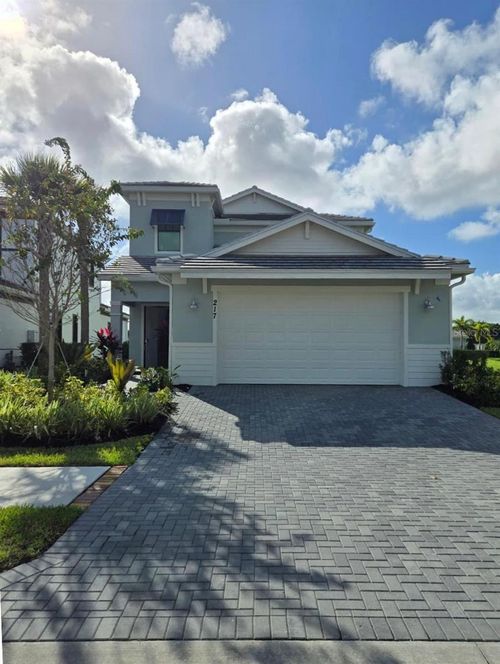 217 Se Fascino Cir, Port St. Lucie, FL, 34984-6630 | Card Image