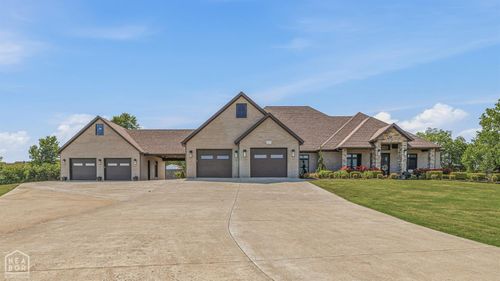 4208 W Kingshighway, Paragould, AR, 72450-2520 | Card Image
