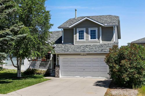 104 Hawkmount Close Nw, Calgary, AB, T3G3Z5 | Card Image