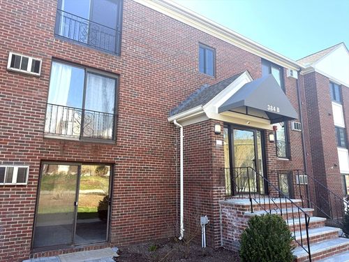 apt-b102-384 Great Rd, Acton, MA, 01720-4005 | Card Image