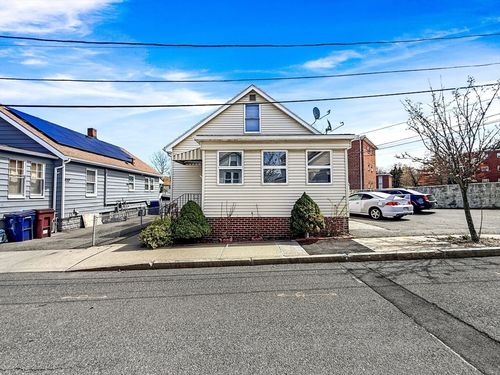 14 Oak Ter, Everett, MA, 02149-4219 | Card Image