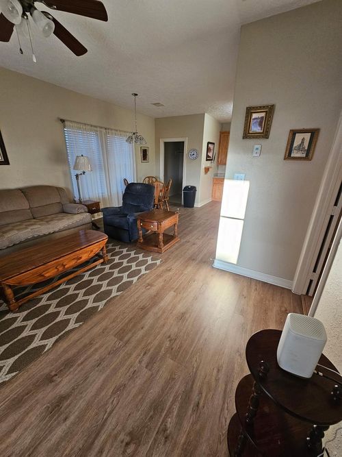 15603 Parish Rd, Crosby, TX, 77532-6547 | Card Image