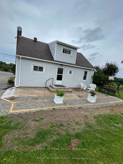 {{alt}} | Card Image