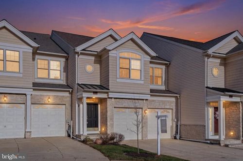 8704 Timber Oak Ln, LAUREL, MD, 20723-5907 | Card Image