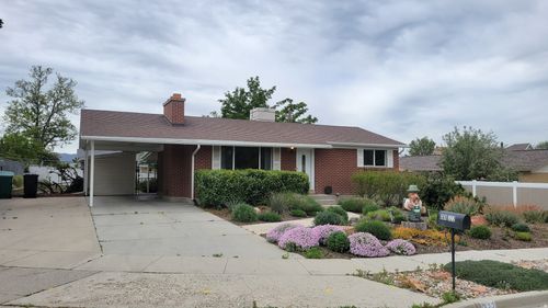 322 E Lane Cir, Sandy, UT, 84070-3832 | Card Image