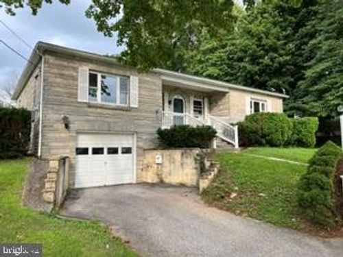 39 W Clearview Dr, SHREWSBURY, PA, 17361-1102 | Card Image